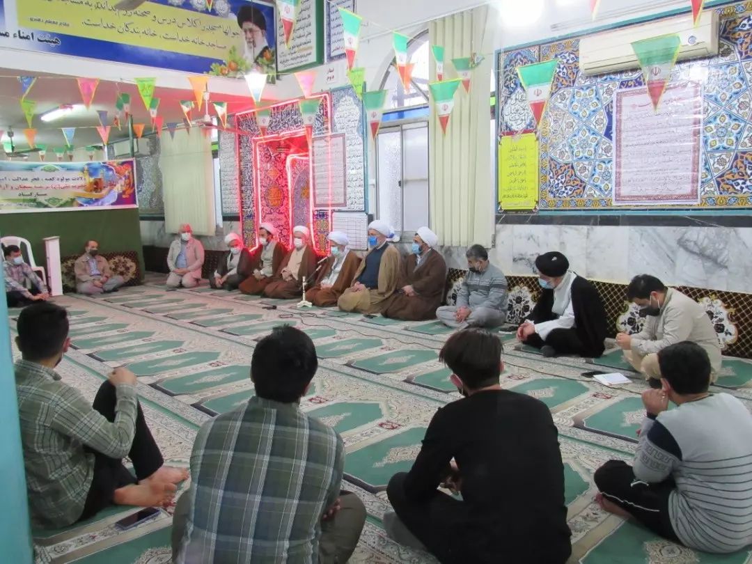 حضور نماینده ولی فقیه در مازندران در جمع معتکفین شهرستان میاندرود	