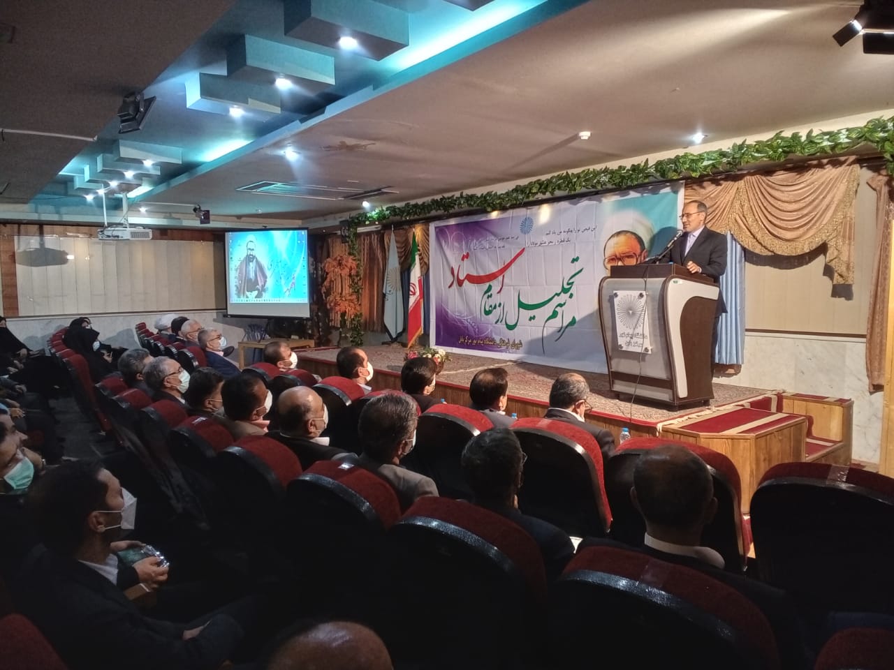 وزارت علوم حامی ارتقاء دانشگاه پیام نور است