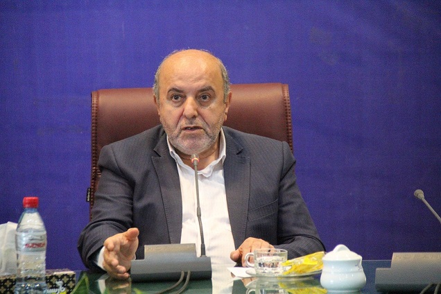 لزوم ورود تمام قد اتحادیه سورتینگ داران و باغداران برای رونق صادرات / بانک ها؛ روند اعطای تسهیلات به سرمایه گذاران را تسهیل کنند
