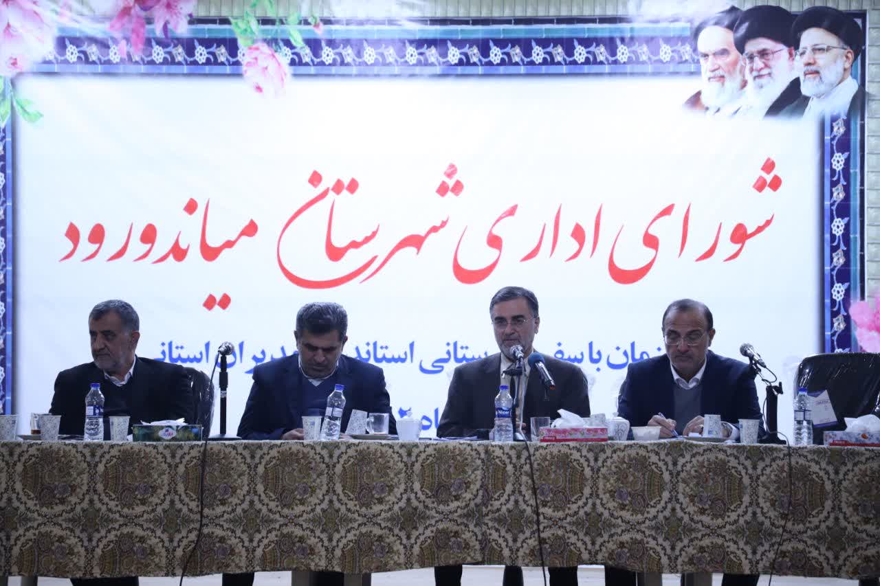 ضرورت راه اندازی پایانه صادراتی میاندورود / اختصاص ۲۰ هکتار زمین در قالب طرح مولد سازی به پایانه صادراتی میاندورود