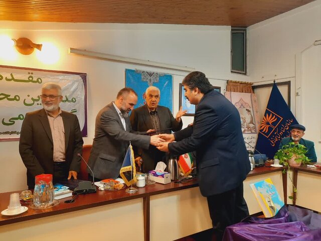 نشست کتاب «پیشینه تاریخی و اسنادی رژیم حقوقی دریای خزر» برگزار شد