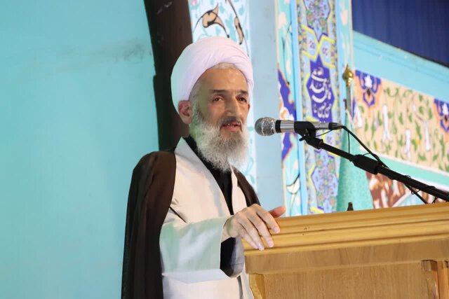 انقلاب اسلامی ایران مانند انقلاب امام حسین بین المللی و جهانی است