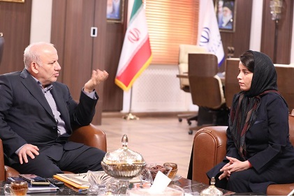 استاندار مازندران در دیدار با نقاش توان‌یاب: درهای هنر استان به روی استعدادهای بی‌مرز باز است