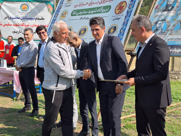 چهارمین دوره مسابقات مینی فوتبال چمنی در نیروگاه نکا