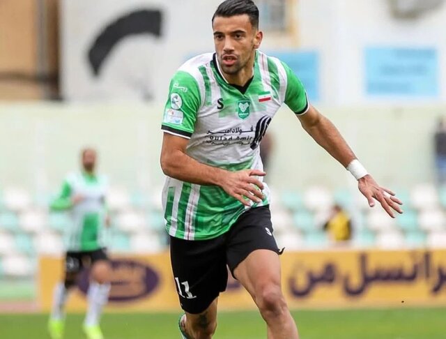 قهرمان نیم فصل لیگ یک، بازیکن لیگ برتری جذب کرد