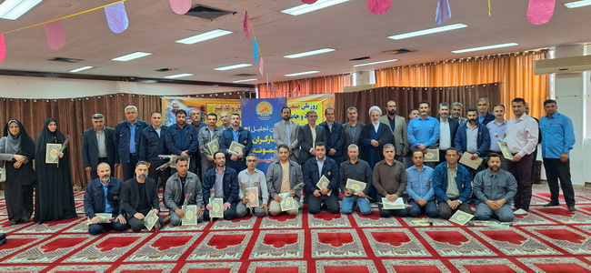 با حضور مدیرکل تعاون و کار مازندران: آئین تجليل از كارگران نمونه  نيروگاه شهیدسلیمی نكا برگزار شد